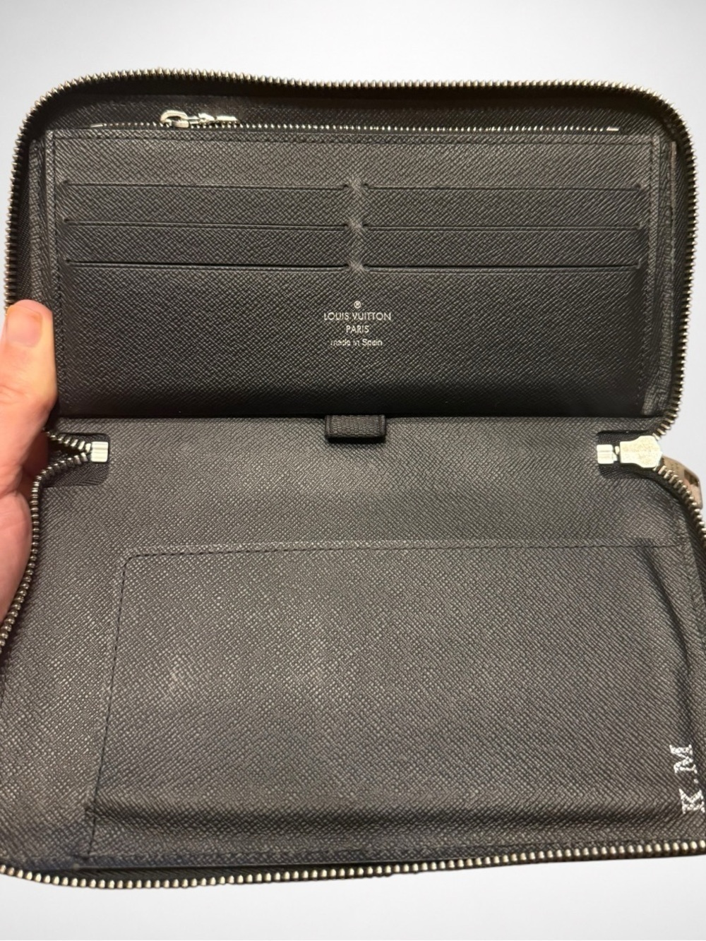 Louis Vuitton Authentic Zippy Wallet Black Epi Leather Travel Organizer - Picture 10 of 16